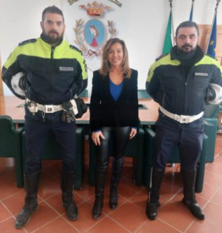 In fuga con l’auto da Forlì, fermati a Falconara i Bonnie e Clyde dei furti agli anziani